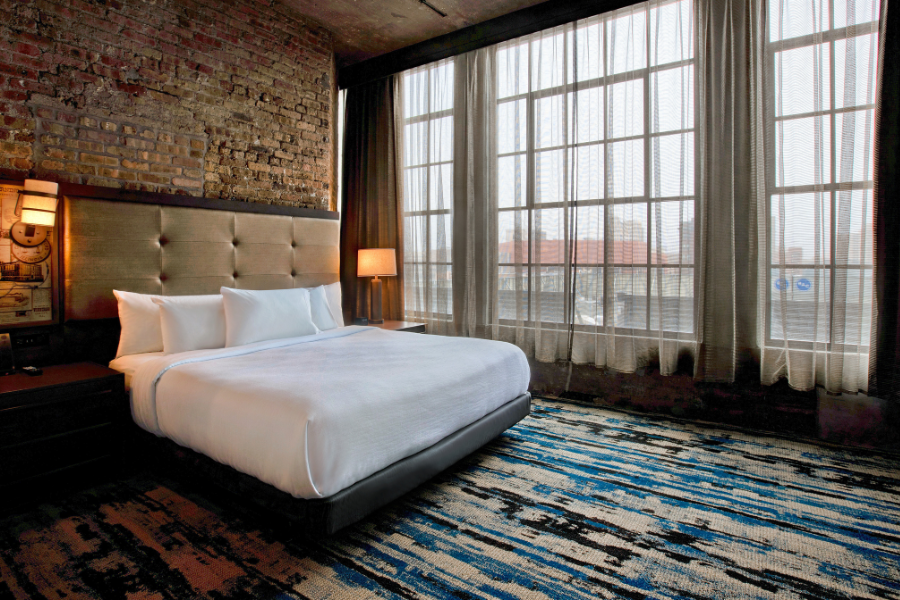 King Two-Room Corner Suite